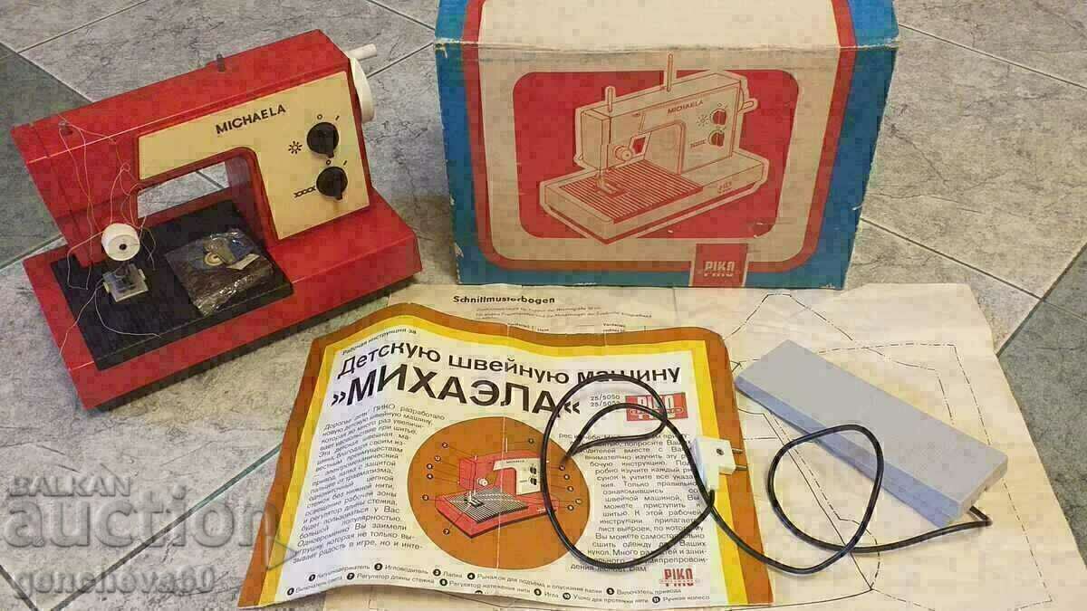 Mașină de cusut pentru copii MICHAELA PIKO în cutie - 5