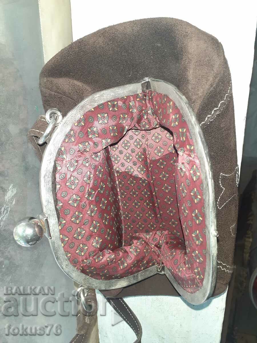 Delivery of Very high quality and beautiful handbag made of natural nubuck Delivery of Very high quality and beautiful handbag made of natural nubuck