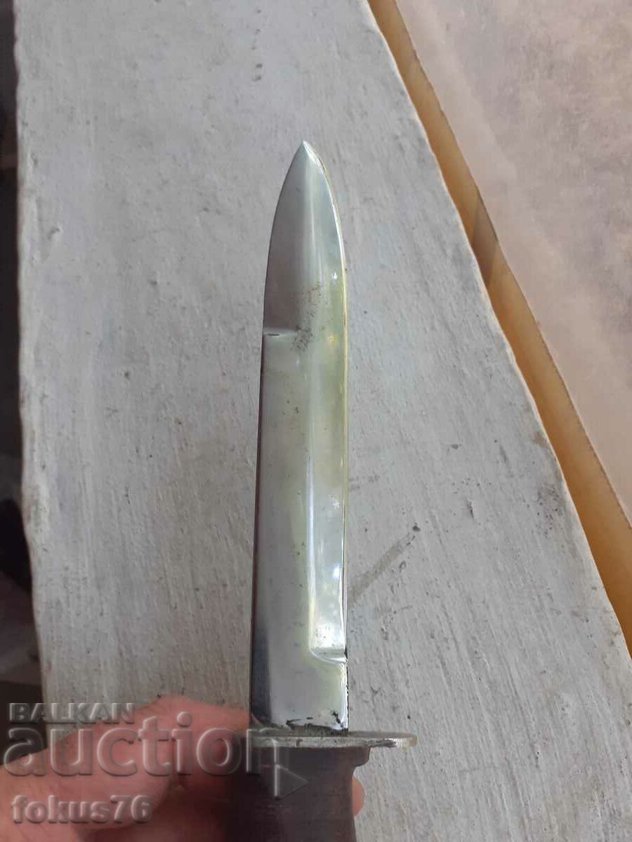 A very rare WW2 WW2 Japanese military combat knife - 5 A very rare WW2 WW2 Japanese military combat knife - 5