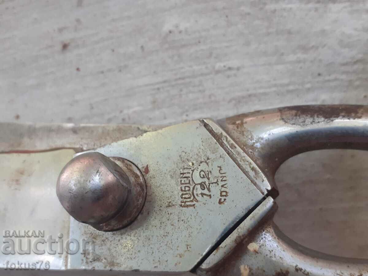 Livrarea Foarfece de cusut mare, solidă, tăiată excelentă Livrarea Foarfece de cusut mare, solidă, tăiată excelentă