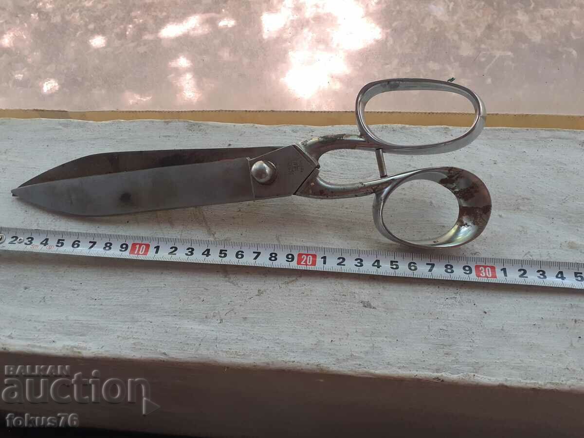 Foarfece de cusut mare, solidă, tăiată excelentă - 6 Foarfece de cusut mare, solidă, tăiată excelentă - 6