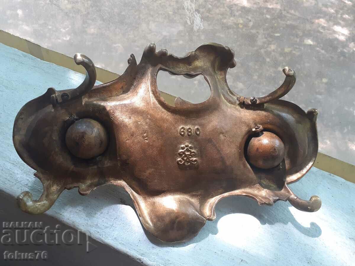 Delivery of Cruel Old Bronze Baroque Inkwell - Antique