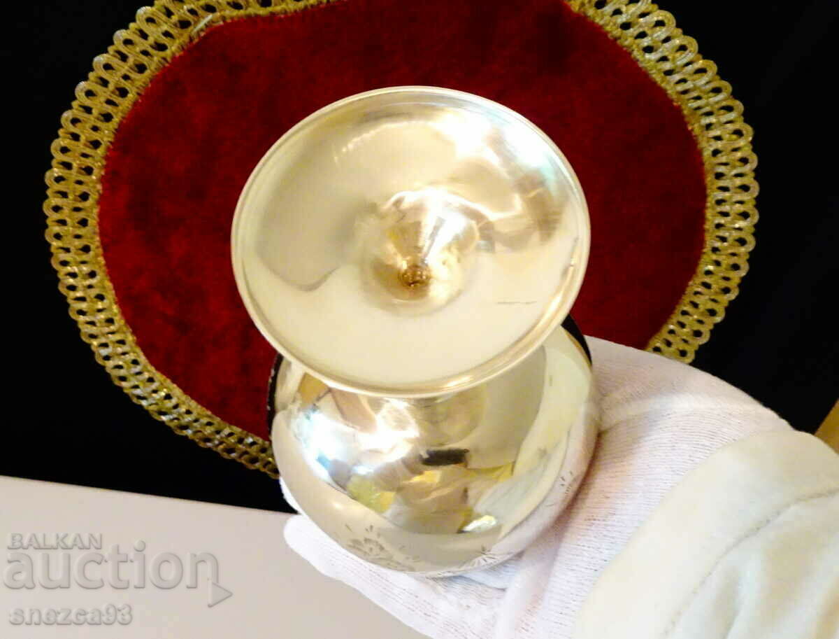 Engraved English bronze goblet, wine glass - 6