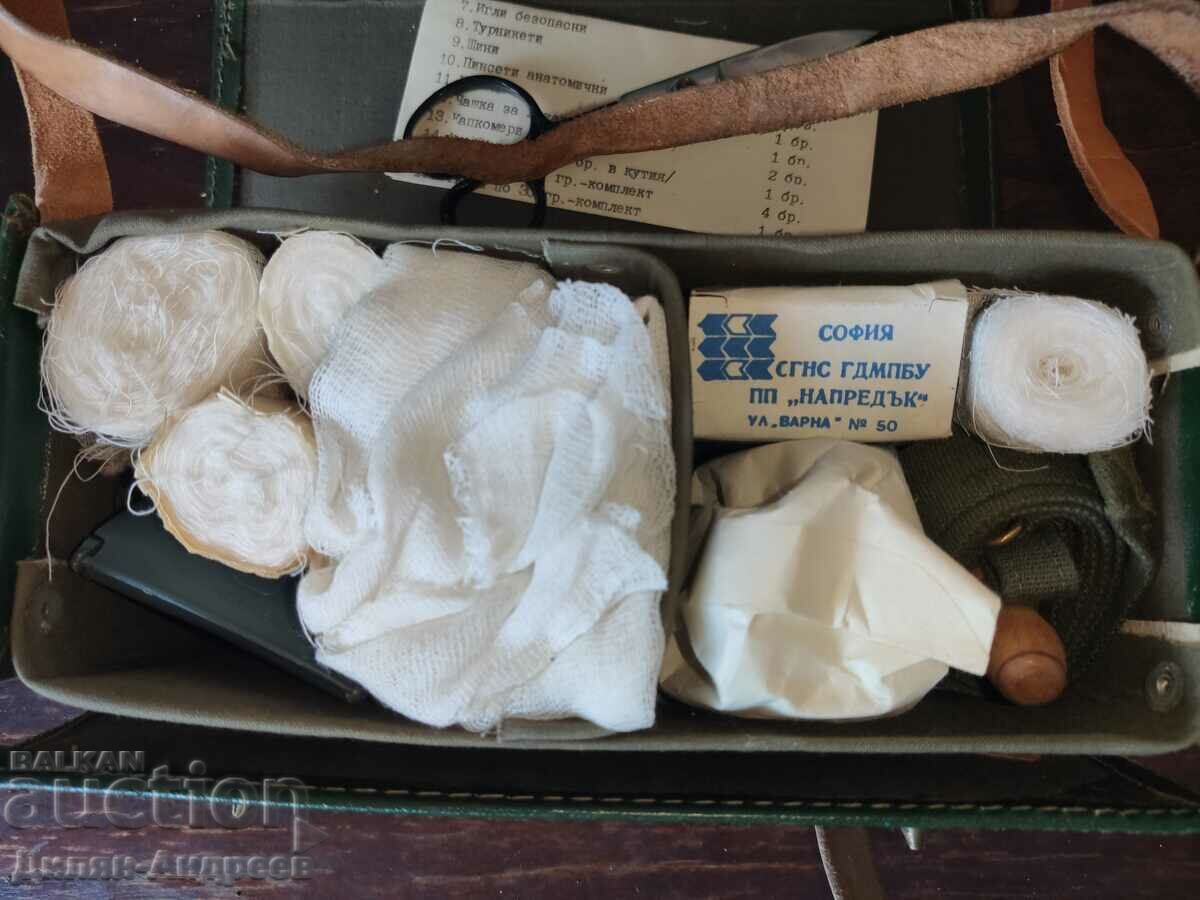 Delivery of Old military medical kit, Red Cross - FULL SET! Delivery of Old military medical kit, Red Cross - FULL SET!