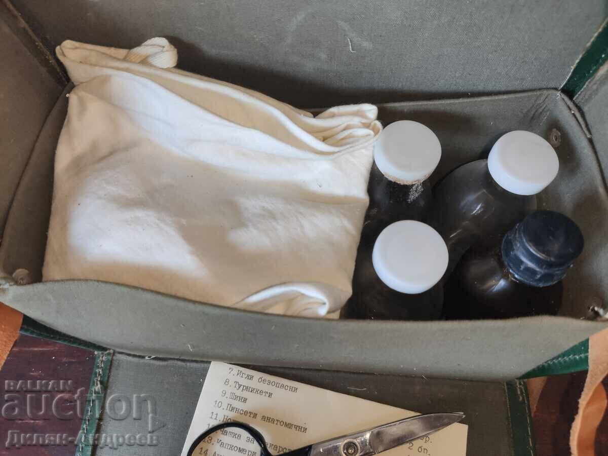 Old military medical kit, Red Cross - FULL SET! - 6 Old military medical kit, Red Cross - FULL SET! - 6