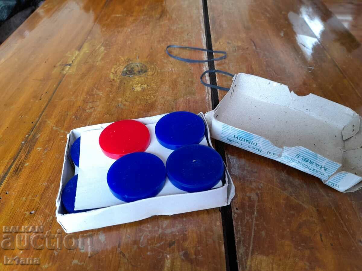 Auction An old game of Carrom Men Auction An old game of Carrom Men