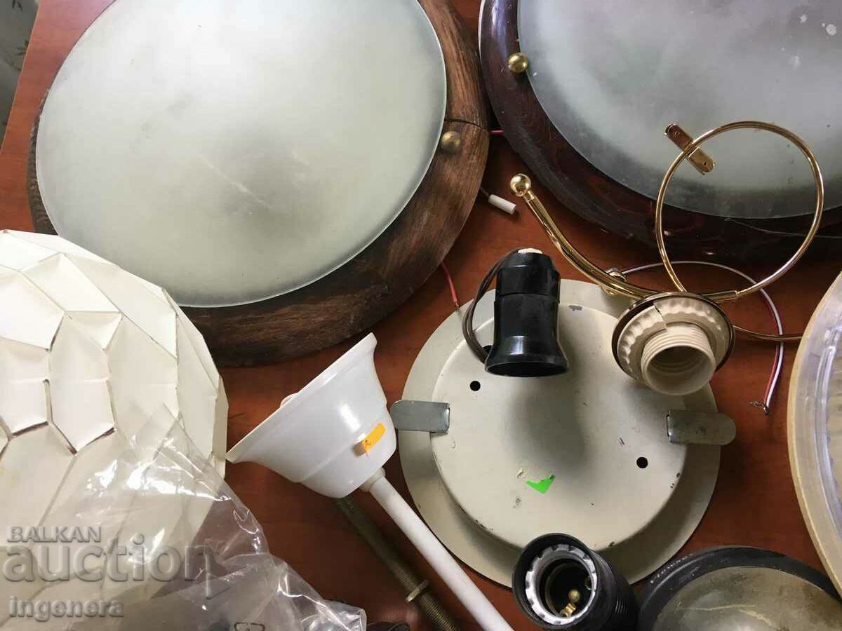 LOT PENTRU PIESE DE ILUMINAT ETC - 7