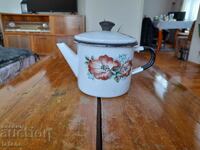 Ceainic vechi emailat