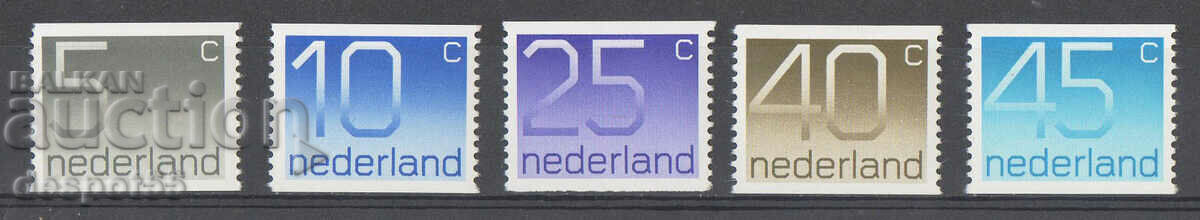 1976-82. Нидерландия. Номерирани марки. Различно назъбване.