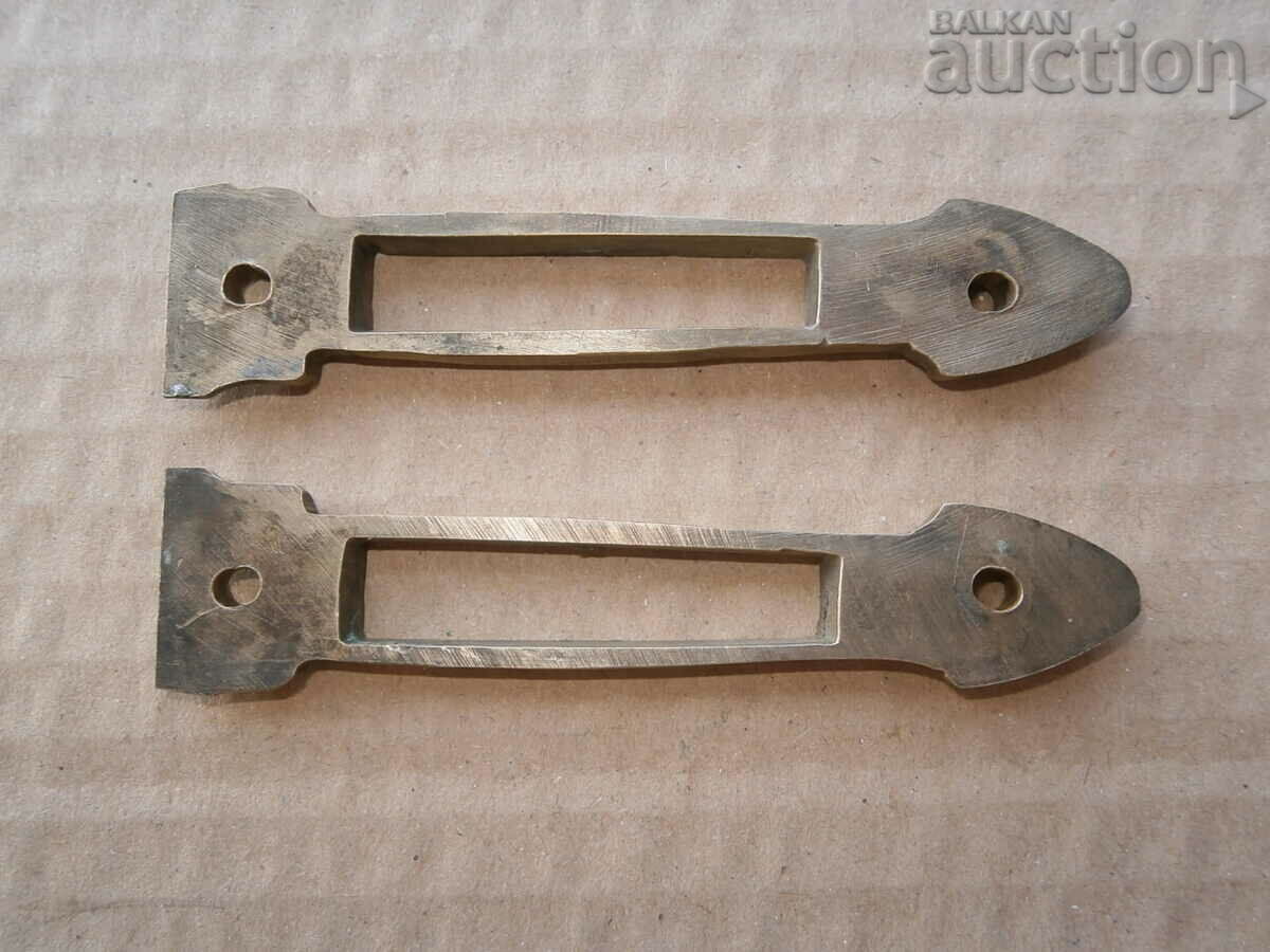 Auction hilts black from a bachelor's Gabrov dagger Auction hilts black from a bachelor's Gabrov dagger