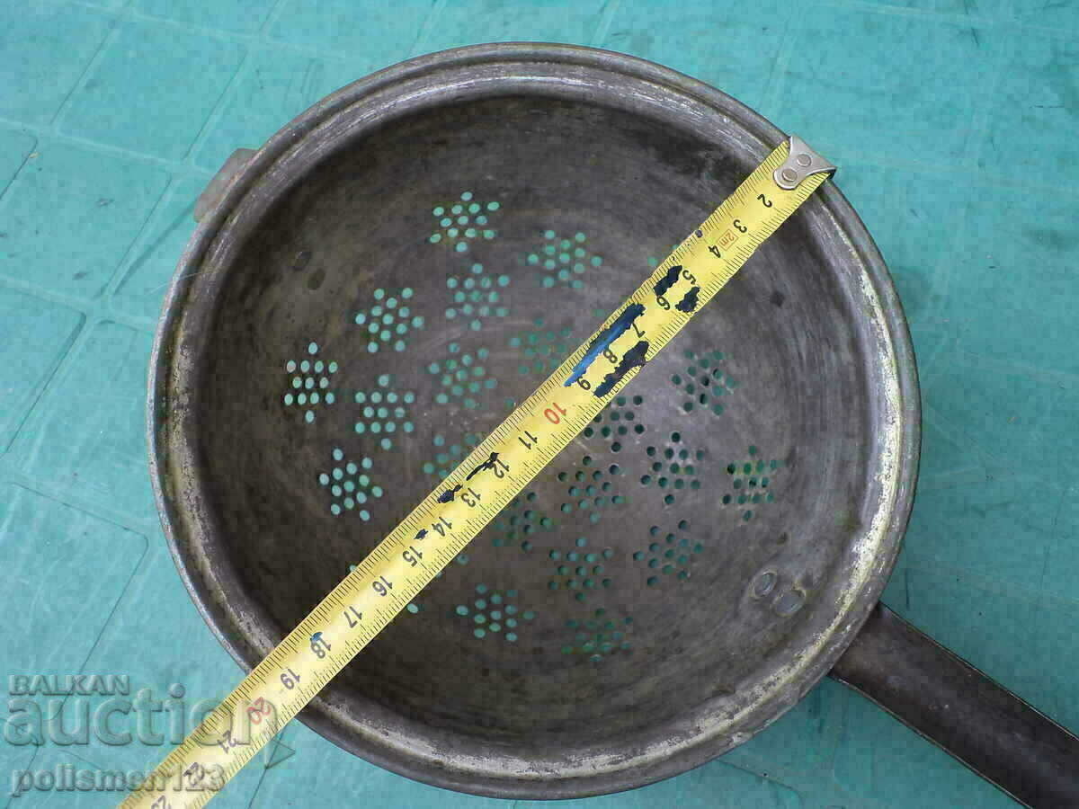 GEVGIR with price 40.00 BGN | € 20.45 GEVGIR with price 40.00 BGN | € 20.45