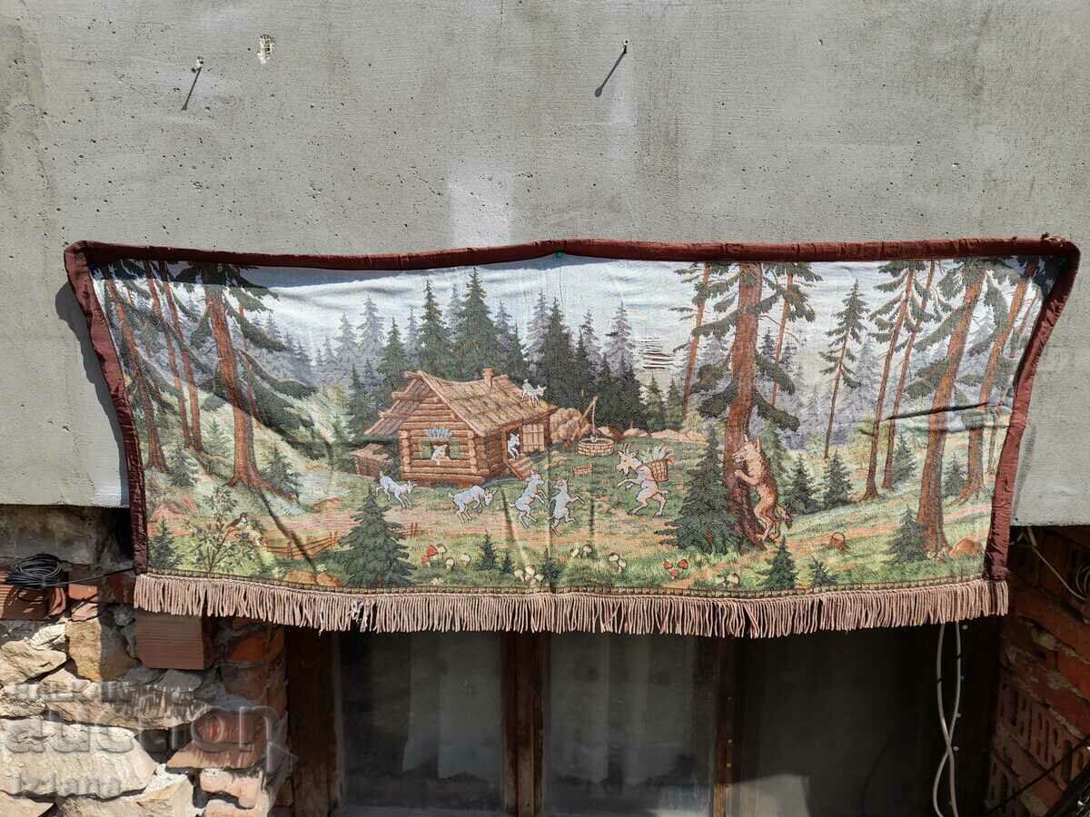 Covor antic, tapet cu preț 55.00 BGN | € 28.12