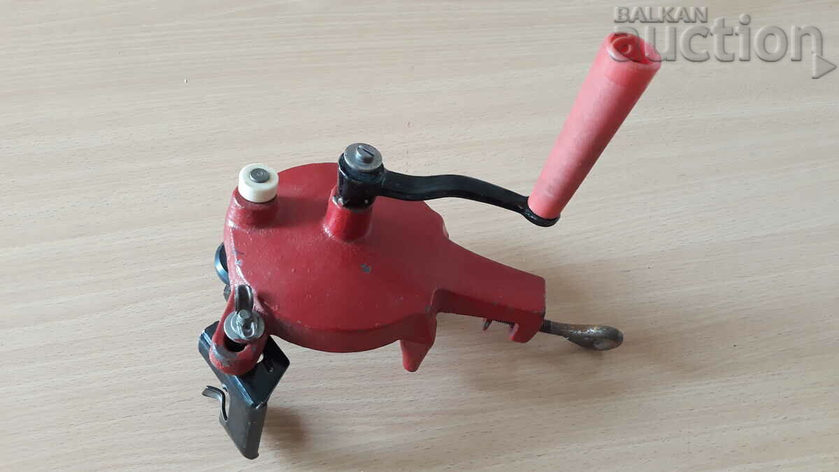 vintage manual knife sharpener mini sandpaper with price 35.00 BGN | € 17.90 vintage manual knife sharpener mini sandpaper with price 35.00 BGN | € 17.90