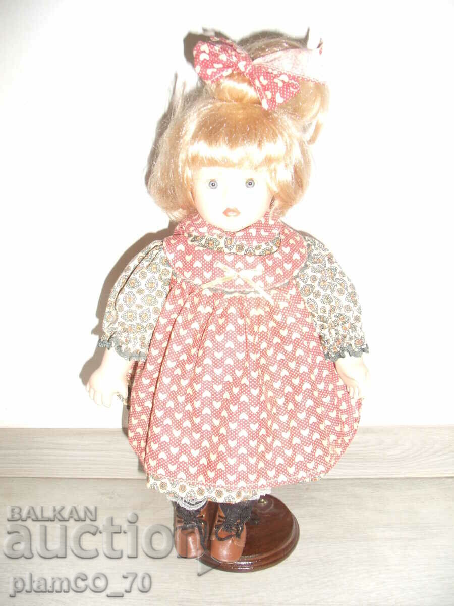 #*6463 παλιά πορσελάνινη κούκλα με τιμή 30.00 BGN | € 15.34 #*6463 παλιά πορσελάνινη κούκλα με τιμή 30.00 BGN | € 15.34