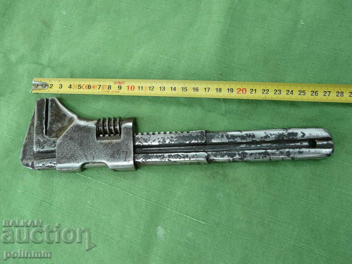 Old remote key - Peugeot with price 50.00 BGN | € 25.56 Old remote key - Peugeot with price 50.00 BGN | € 25.56