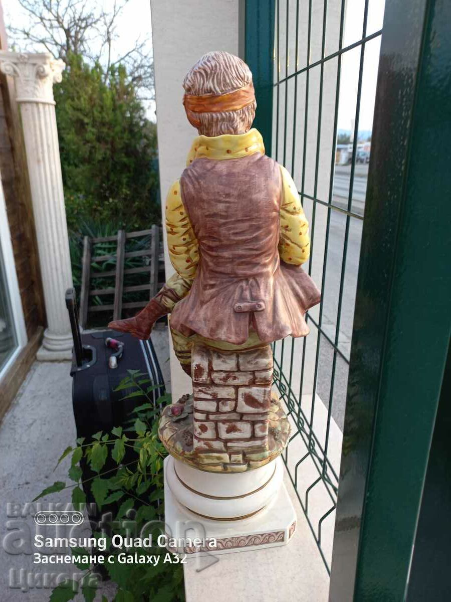 ОГРОМНА ПОРЦЕЛАНОВА ФИГУРА СТАТУЕТКА - 5 ОГРОМНА ПОРЦЕЛАНОВА ФИГУРА СТАТУЕТКА - 5