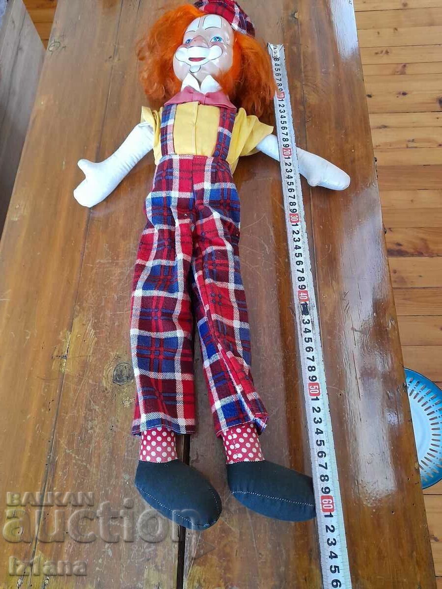 Παράδοση Παλιά κούκλα, κλόουν