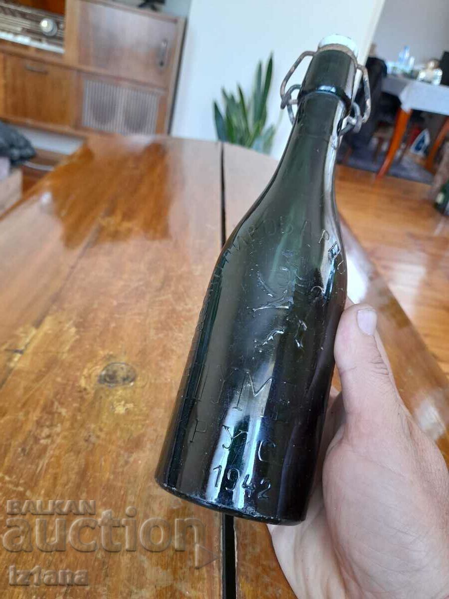 Auction  Old beer bottle Shumen Ruse Brewery Company 1942
