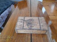 Toc veche, cutie de accesorii VNVTU Todor Kableshkov