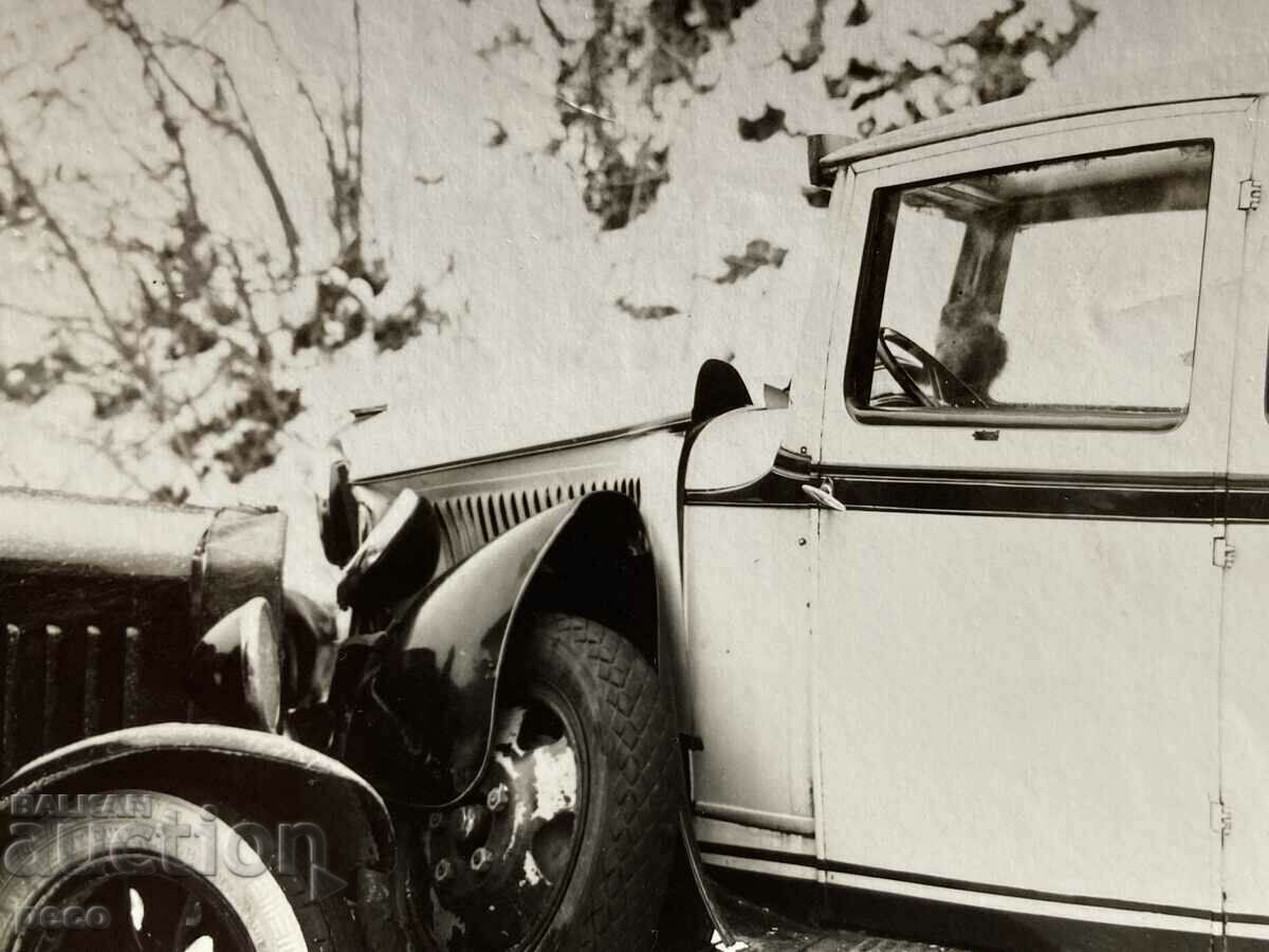 Disaster 25 km. Samokov highway 1934 with price 30.00 BGN | € 15.34 Disaster 25 km. Samokov highway 1934 with price 30.00 BGN | € 15.34