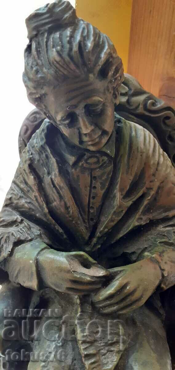 Statuette figure of an elderly Chinese woman - material stone paste - 6 Statuette figure of an elderly Chinese woman - material stone paste - 6