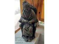 Statuette figure of an elderly Chinese woman - material stone paste