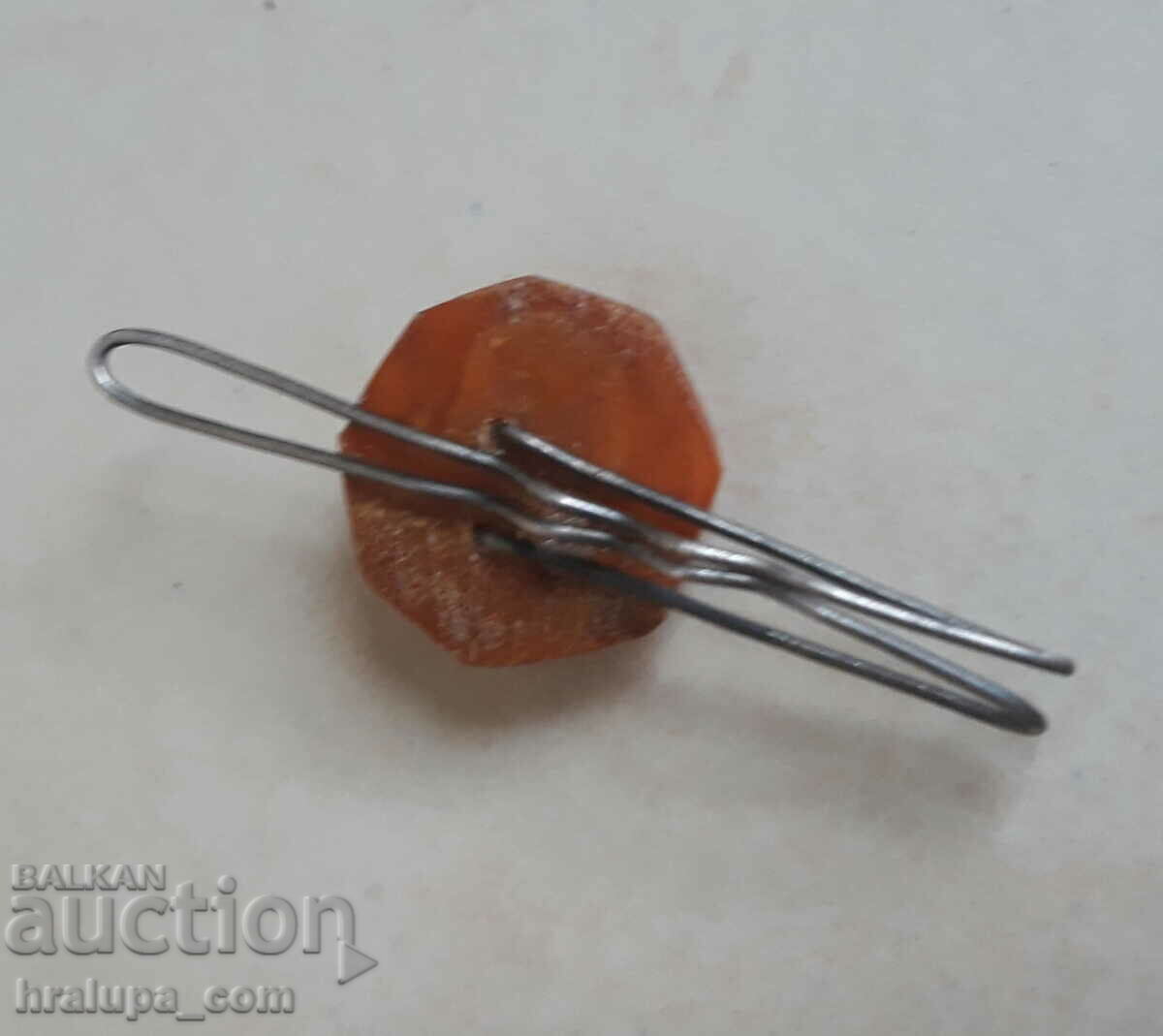 Κεχριμπάρι καρφίτσα γραβάτας με τιμή 20.00 BGN | € 10.23 Κεχριμπάρι καρφίτσα γραβάτας με τιμή 20.00 BGN | € 10.23