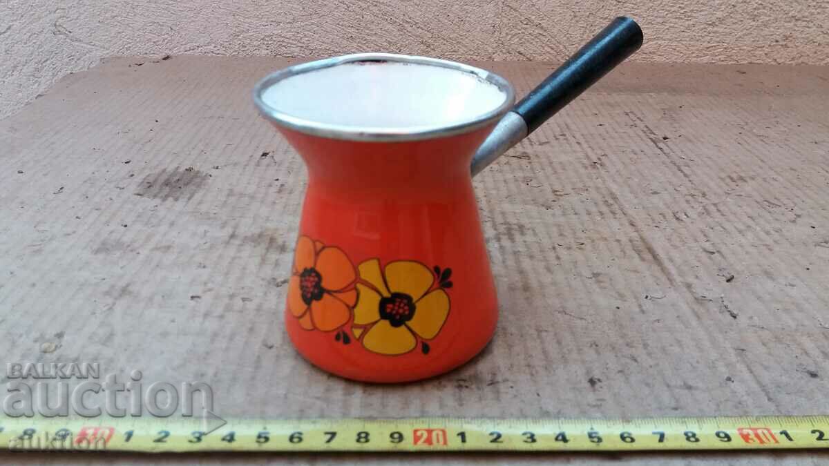 ENAMELLED CABINET WITH MARKING EARLY SOC. with price 2.99 BGN | € 1.53 ENAMELLED CABINET WITH MARKING EARLY SOC. with price 2.99 BGN | € 1.53