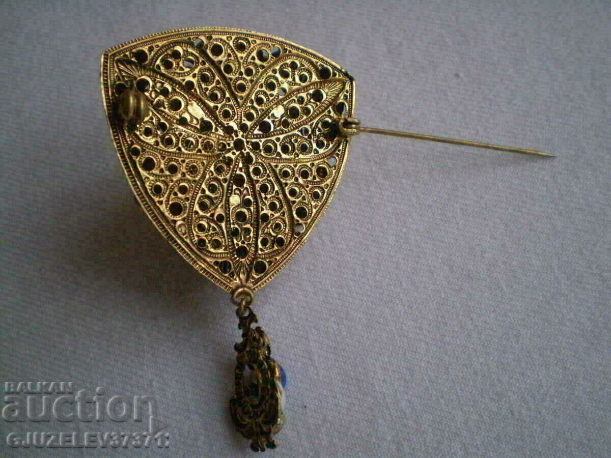 RARE Antique Ladies Brooch with price 80.00 BGN | € 40.90 RARE Antique Ladies Brooch with price 80.00 BGN | € 40.90