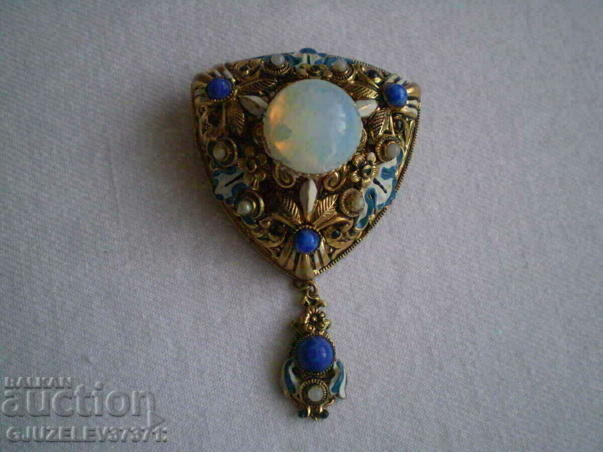 Auction RARE Antique Ladies Brooch Auction RARE Antique Ladies Brooch