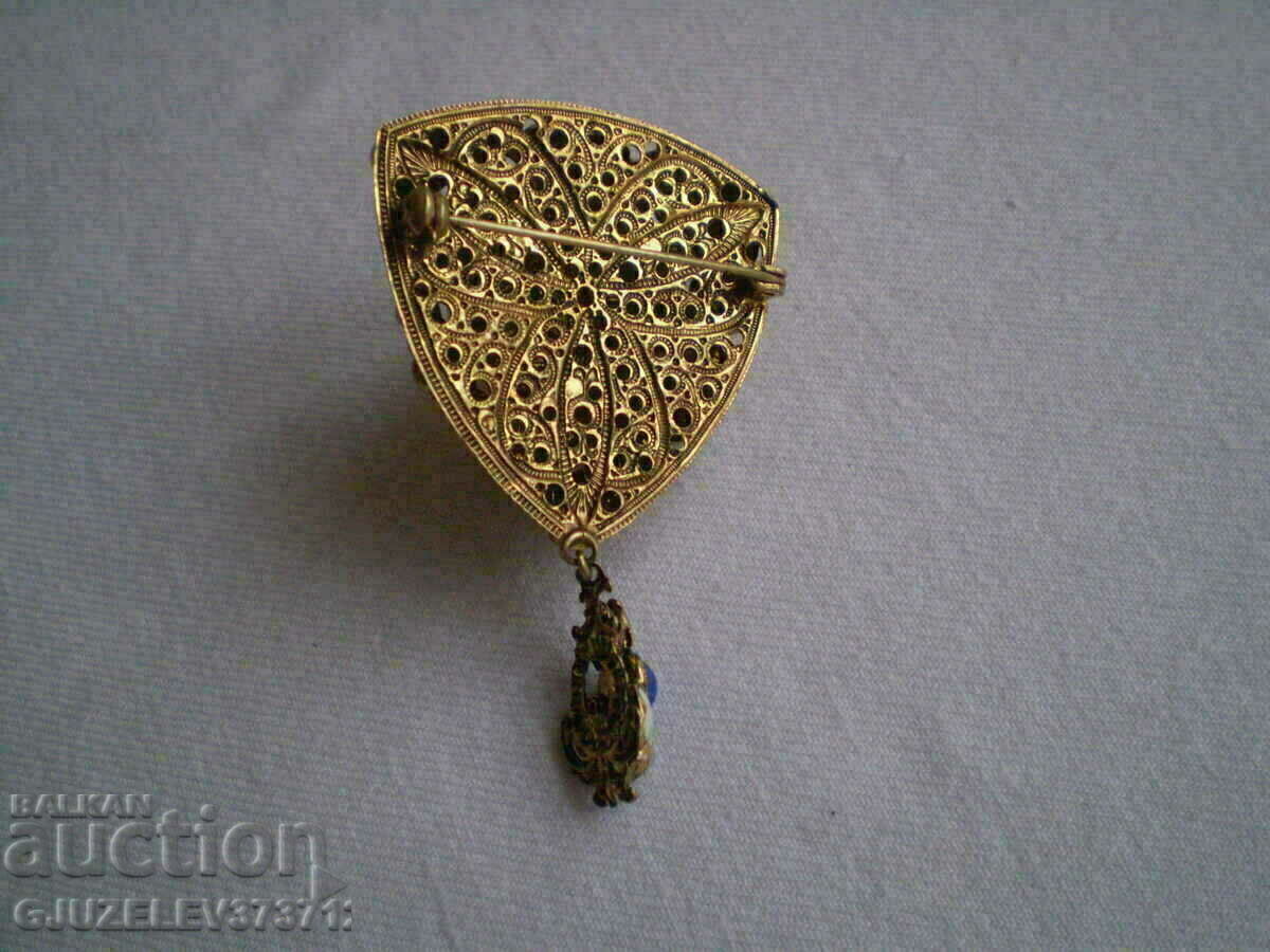 Delivery of RARE Antique Ladies Brooch Delivery of RARE Antique Ladies Brooch