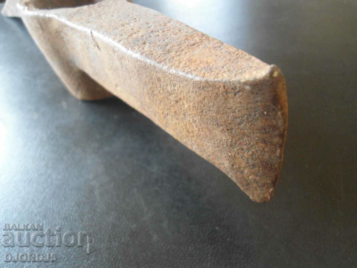 Auction  Old Kirkobranda