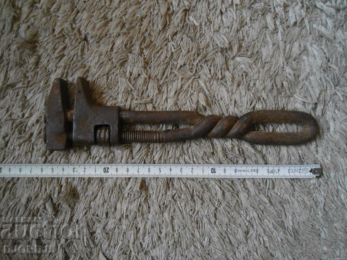 An anchor key - 6 An anchor key - 6