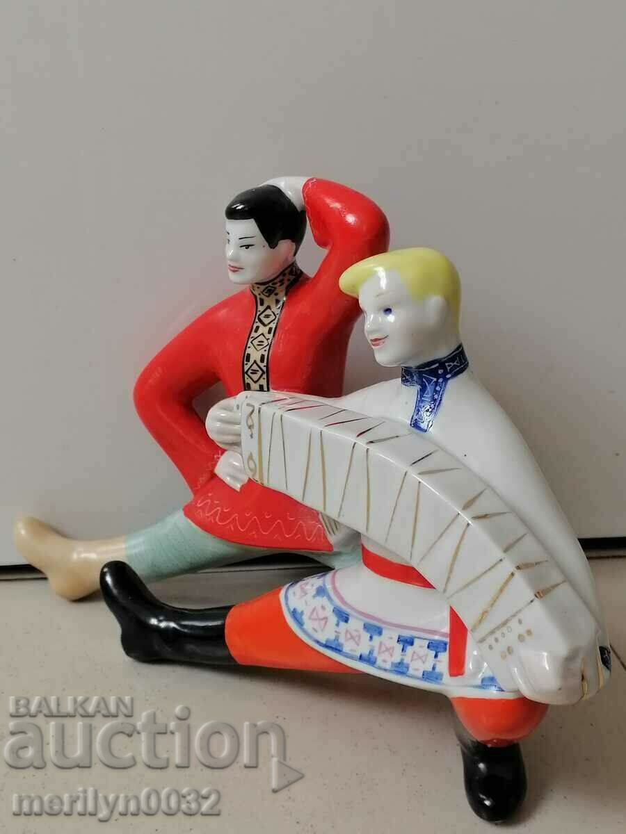 Porcelain figures figure plastic statuette porcelain USSR with price 275.00 BGN | € 140.61 Porcelain figures figure plastic statuette porcelain USSR with price 275.00 BGN | € 140.61