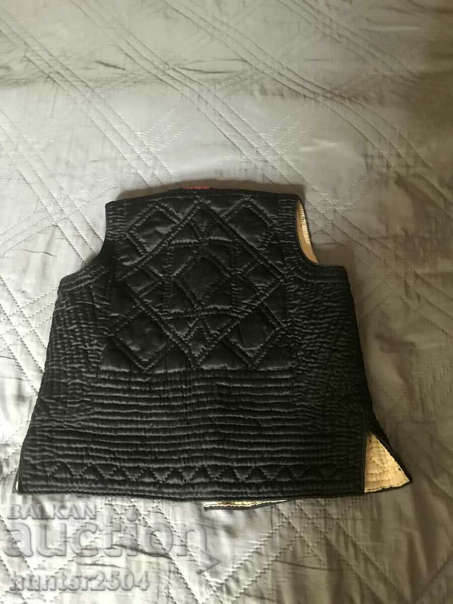 Auction Vest, old women's vest, hand-sewn Auction Vest, old women's vest, hand-sewn