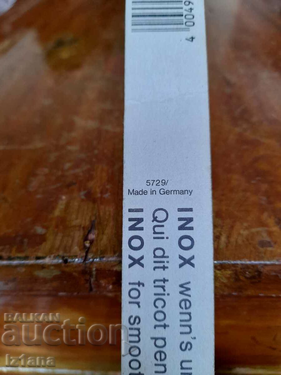 Delivery of Old knitting needles Delivery of Old knitting needles