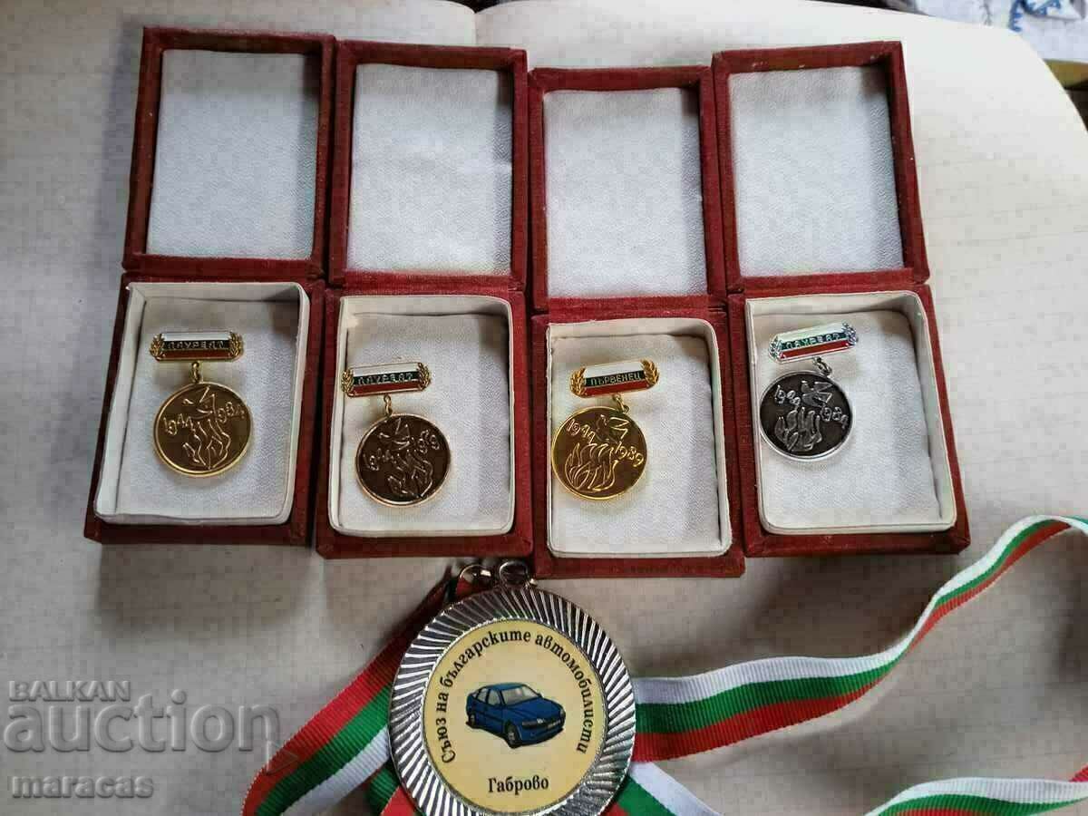 Auction  Old medals