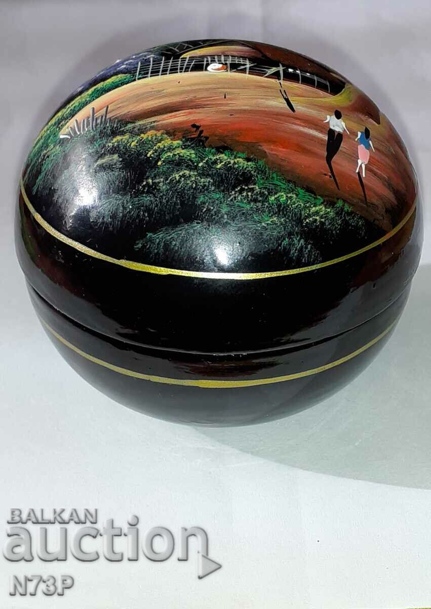 OLD WOODEN BOX. HANDMADE. with price 10.00 BGN | € 5.11 OLD WOODEN BOX. HANDMADE. with price 10.00 BGN | € 5.11