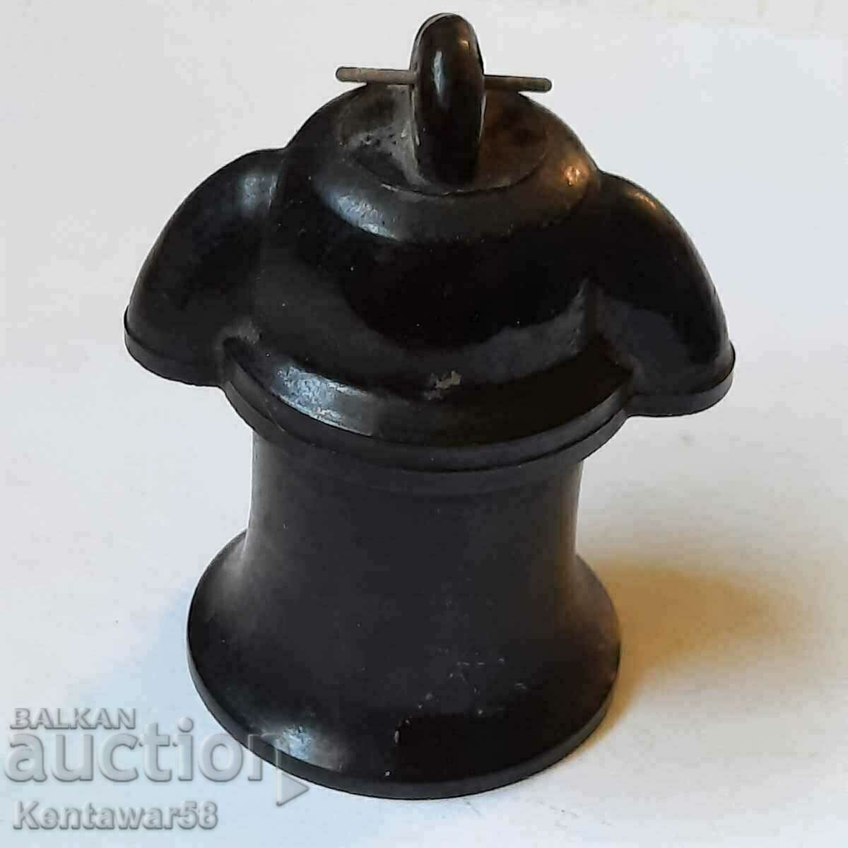 Old special bakelite style. Old special bakelite style.