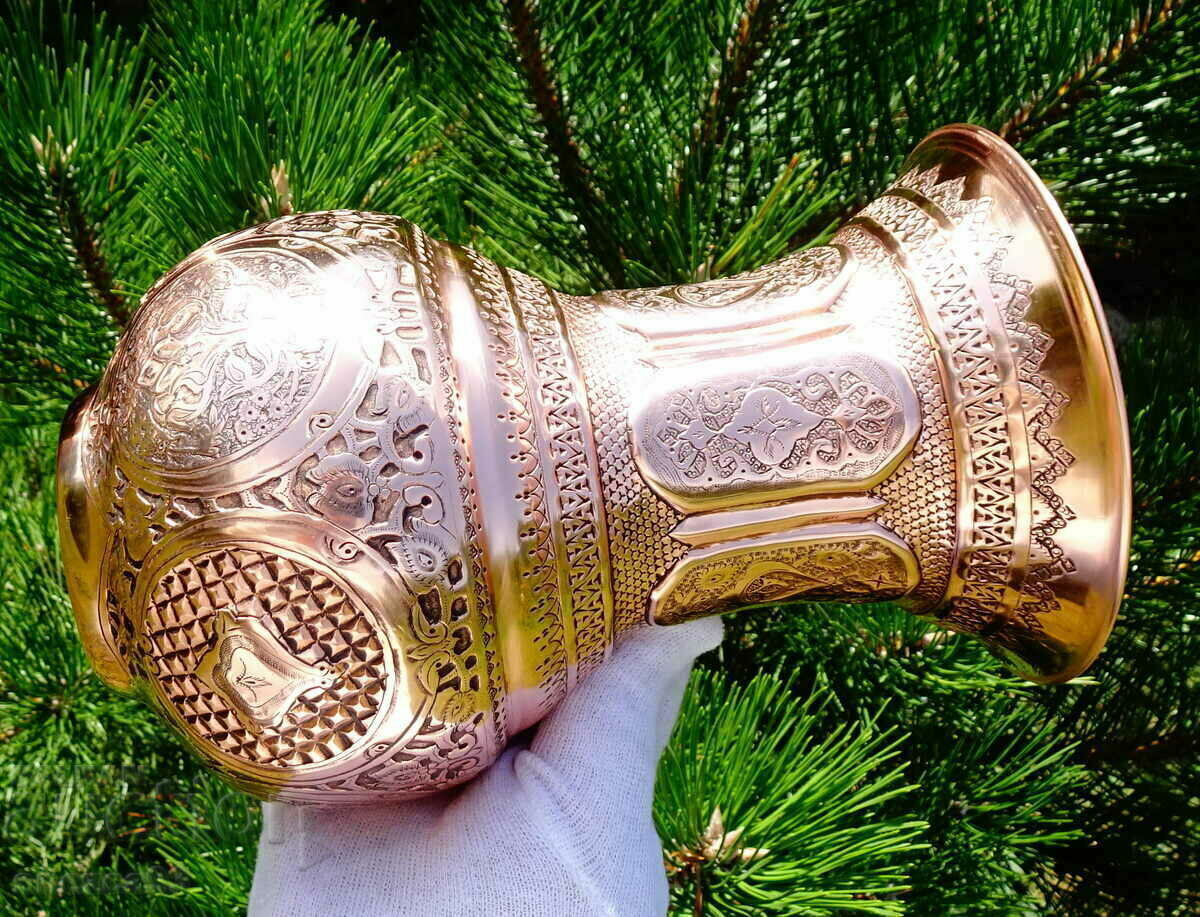 Persian Isfahan Qalamzani Copper Vase. - 7