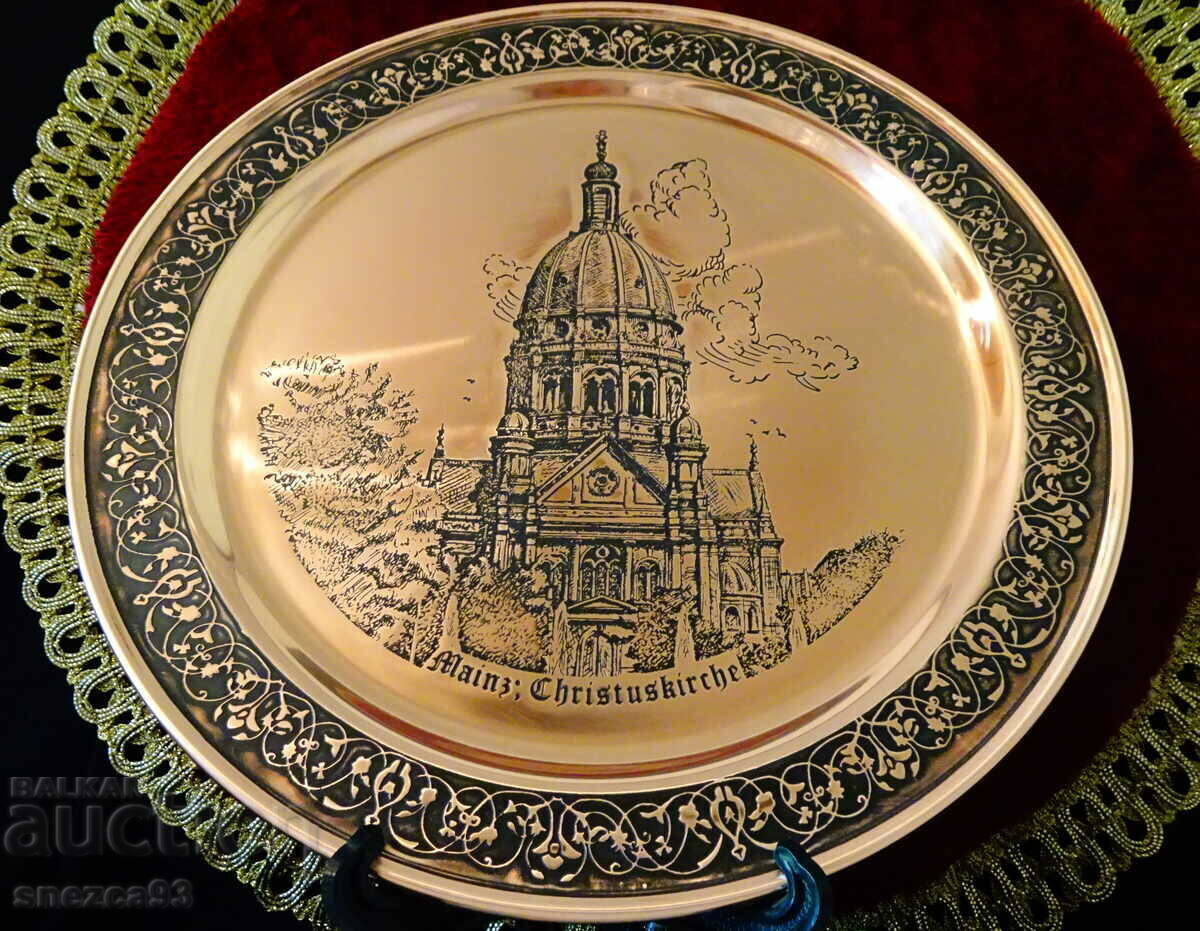 Copper plate for wall, plate, tray with lithography. with price 29.00 BGN | € 14.83 Copper plate for wall, plate, tray with lithography. with price 29.00 BGN | € 14.83