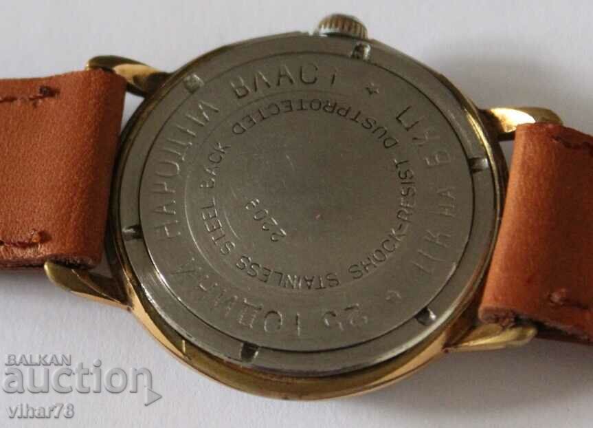 GOLD MEN'S WATCH-VOSTOK-VOSTOK-AWARD WINNING - 6 GOLD MEN'S WATCH-VOSTOK-VOSTOK-AWARD WINNING - 6