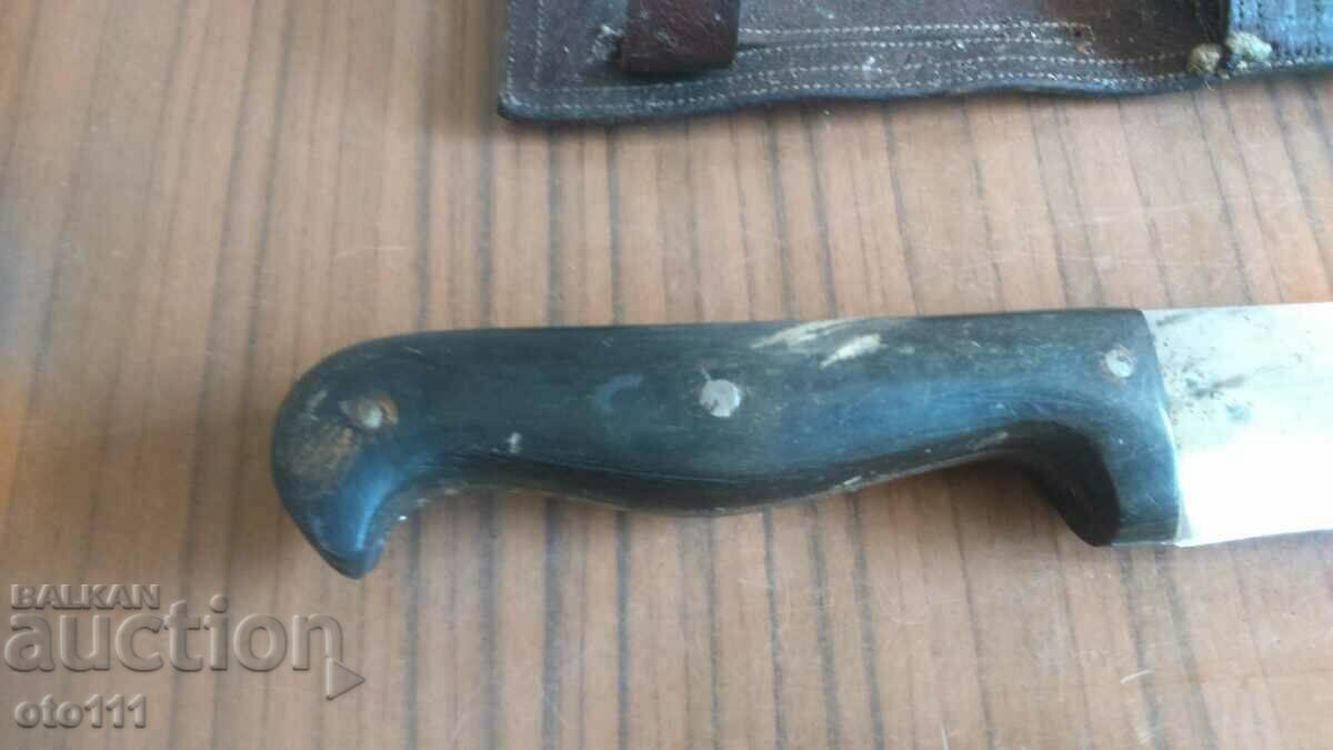 Delivery of STURDY OLD KNIFE, BUFFALO HORN, CANIA Delivery of STURDY OLD KNIFE, BUFFALO HORN, CANIA