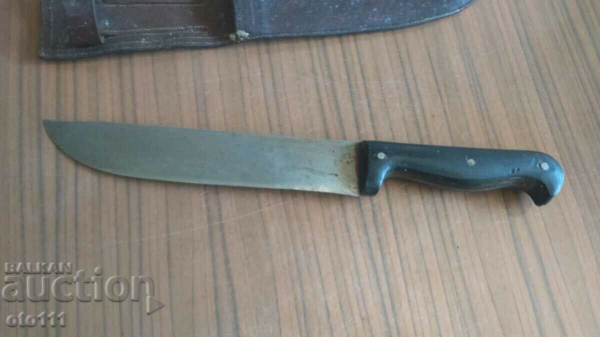 STURDY OLD KNIFE, BUFFALO HORN, CANIA - 5 STURDY OLD KNIFE, BUFFALO HORN, CANIA - 5