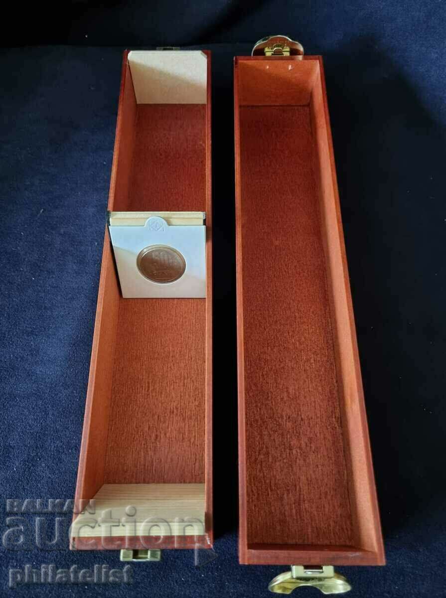 LINDNER - Cutie din lemn de lux pentru 50 de capsule patrate