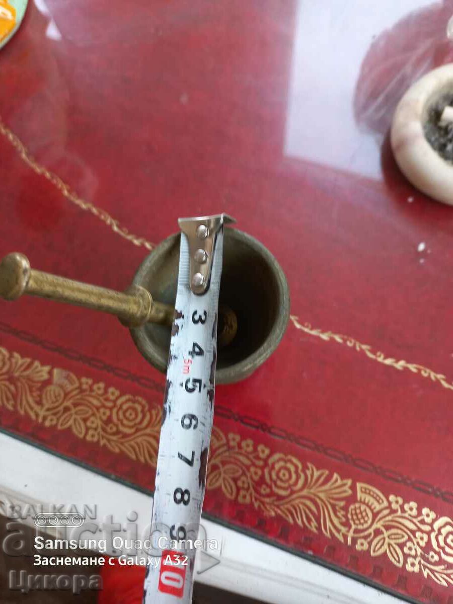 Licitație MORTARE DE BRONZ MIC LOCAT