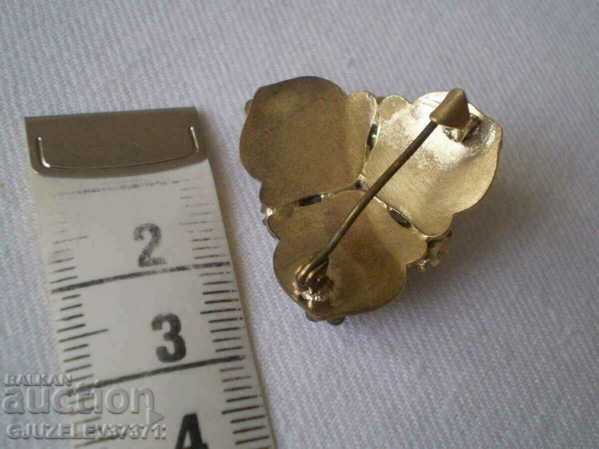 old brooch filigree and gilding with price 60.00 BGN | € 30.68 old brooch filigree and gilding with price 60.00 BGN | € 30.68