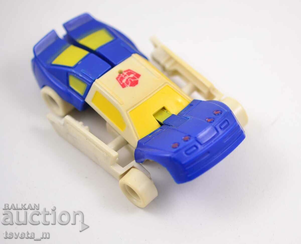 Delivery of Plastic car transformers, children's toys Delivery of Plastic car transformers, children's toys