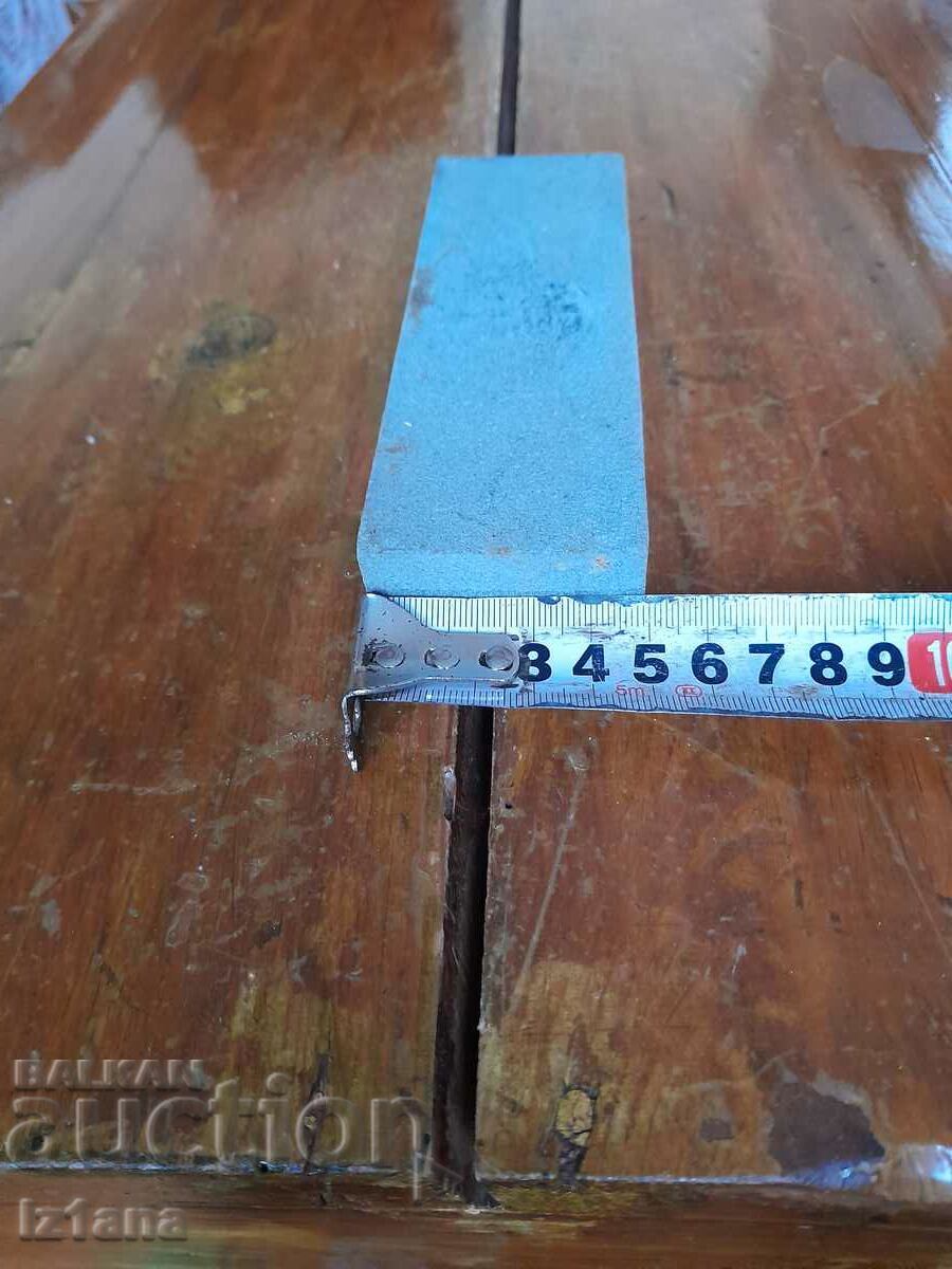 Delivery of Old knife and blade sharpener Delivery of Old knife and blade sharpener