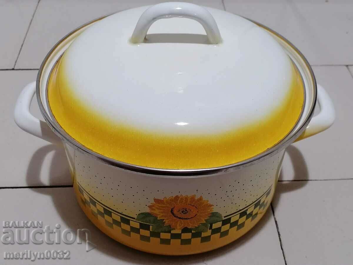 Enamel pot, USSR, dish with enamel dishes, 80s - 7 Enamel pot, USSR, dish with enamel dishes, 80s - 7